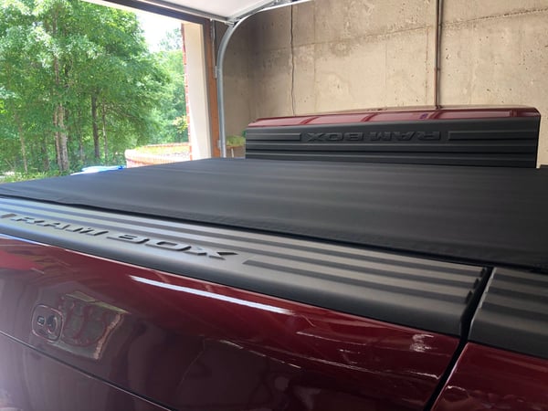 thumbnail image 2 of Truxedo 1484901 Pro X15 Tonneau Cover For 19-26 RAM 1500 5.7' Short Bed 2 of 11